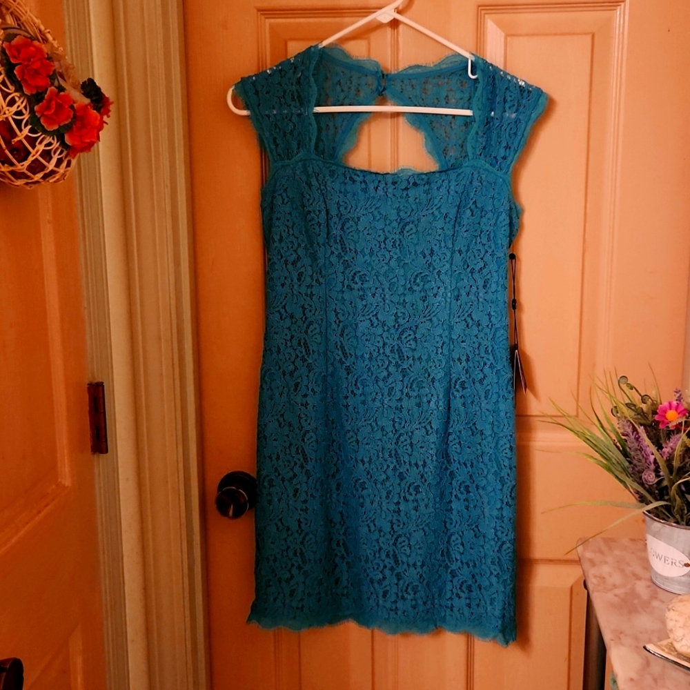 VINTAGE COCKTAIL DRESS....